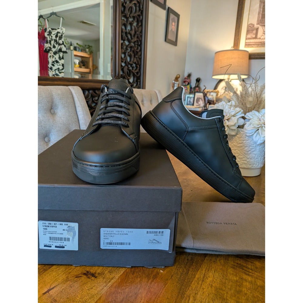 Bottega Veneta Mens Black Leather Logo Lace Sneakers 578298 VBPE0 Nero Size 46